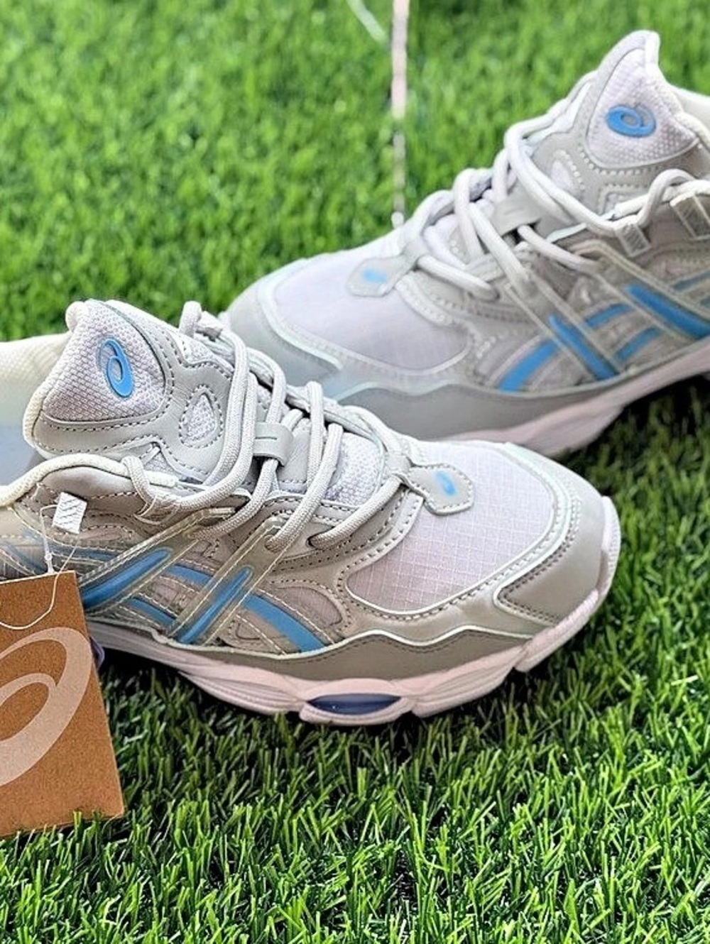 Size 8.5 Men’s And 10 Women’s - Asics Gel NYC  White And Blue
